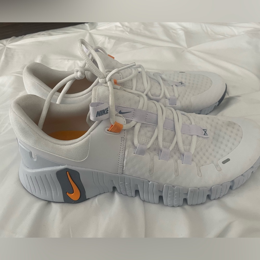 Nike Free Metcon 5 'White Grey' DV3949-102
